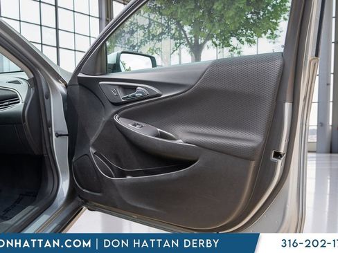 Used 2024 Chevrolet Malibu LT FWD image 27