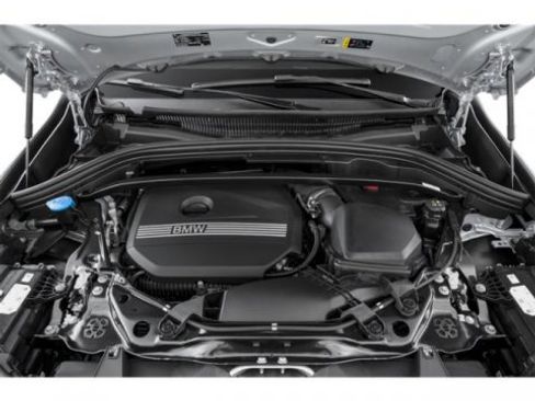 Used 2025 BMW X1 xDrive28i w/ M Sport Package image 15