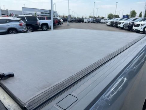 Used 2020 Chevrolet Silverado 1500 High Country image 20