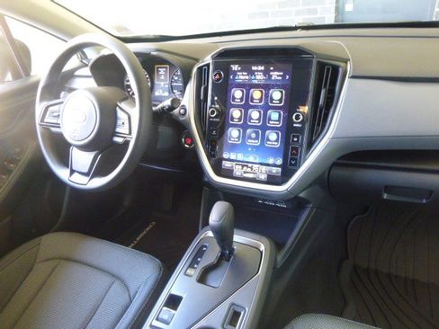Used 2024 Subaru Crosstrek 2.0i Premium image 8
