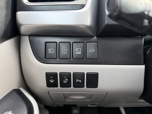 Used 2019 Toyota Highlander Limited Platinum AWD/4WD image 12
