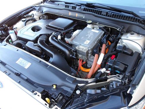 Used 2018 Ford Fusion S image 29