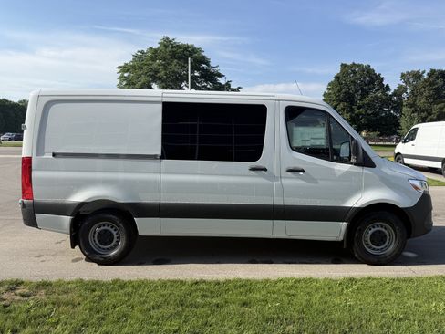 New 2026 Mercedes-Benz Sprinter 2500 image 10