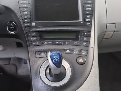 Used 2010 Toyota Prius One image 12