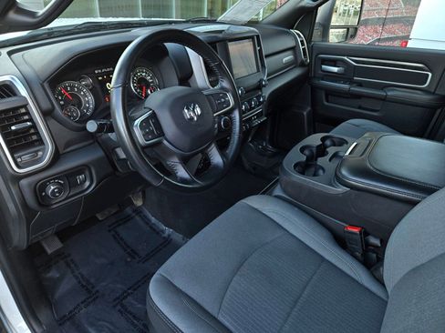 Used 2024 RAM 2500 Big Horn image 9