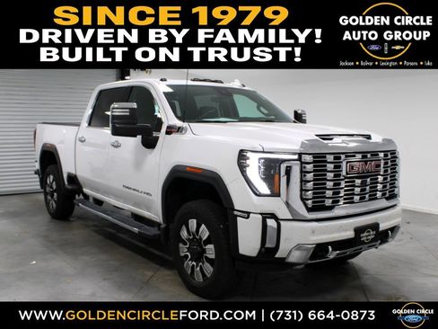 Used 2024 GMC Sierra 2500 Denali w/ Denali Reserve Package AWD/4WD image 1