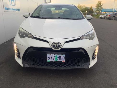 Used 2018 Toyota Corolla XSE w/ Carpet Mat Package (TMS) FWD image 9