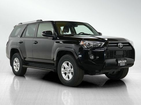 Used 2024 Toyota 4Runner SR5 Premium image 9