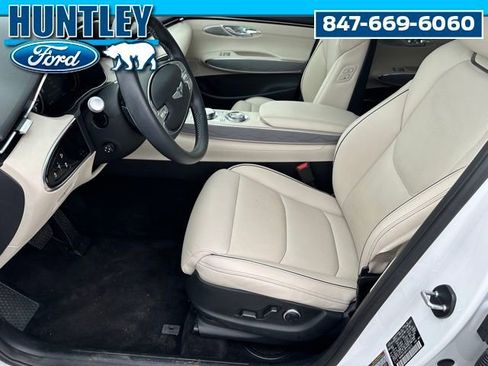 Used 2023 Genesis GV70 2.5T w/ Advanced Package image 19