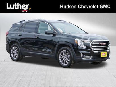 Used 2024 GMC Terrain SLT w/ Infotainment Package II