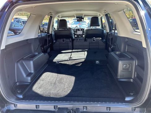 Used 2024 Toyota 4Runner TRD Off-Road Premium image 20