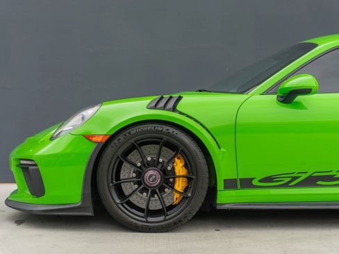 Used 2019 Porsche 911 GT3 RS RWD image 15
