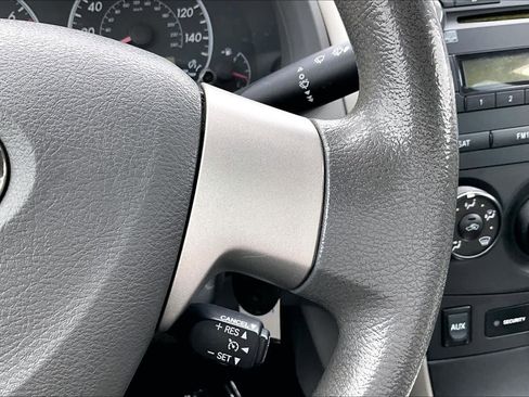 Used 2010 Toyota Corolla image 22