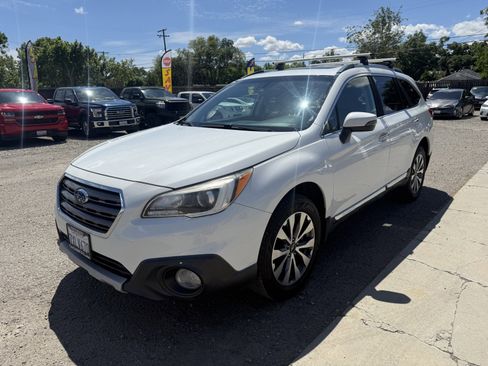 Used 2017 Subaru Outback 3.6R Touring w/ Popular Package #5A image 1
