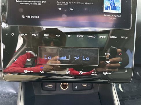 Used 2023 Hyundai Tucson Limited FWD image 29