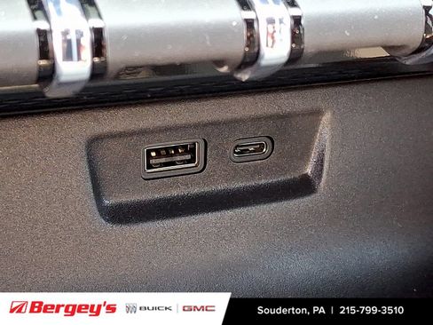 New 2027 GMC Terrain Elevation w/ Elevation Premium Package AWD/4WD image 17