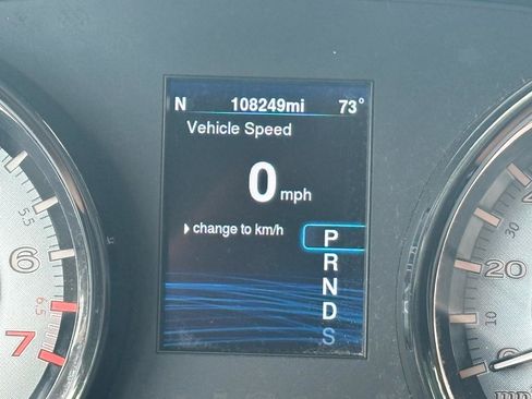 Used 2014 Chrysler 300 C AWD/4WD image 12