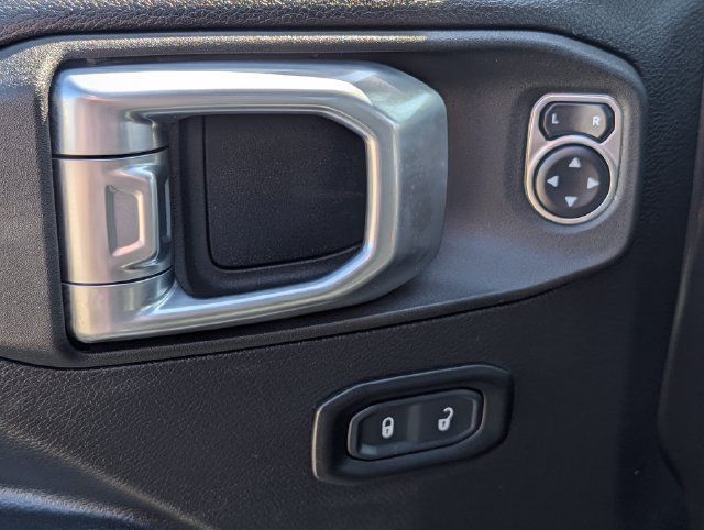 Used 2021 Jeep Wrangler Unlimited Sport AWD/4WD image 21