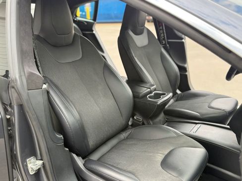 Used 2016 Tesla Model S 60 image 20