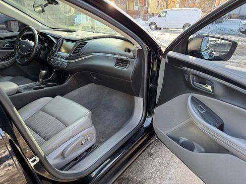 Used 2018 Chevrolet Impala LT image 29
