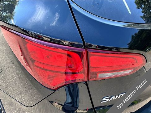 Used 2017 Hyundai Santa Fe Sport FWD image 23
