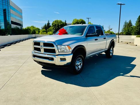 Used 2018 RAM 2500 Tradesman w/ Chrome Appearance Group AWD/4WD image 19
