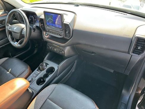 Used 2021 Ford Bronco Sport Outer Banks w/ Outer Banks Package AWD/4WD image 8