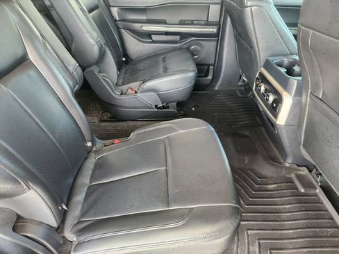 Used 2023 Ford Expedition XLT RWD image 31
