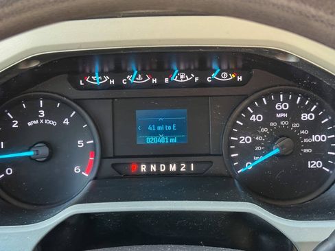 Used 2023 Ford F650 2WD Regular Cab Super Duty image 22