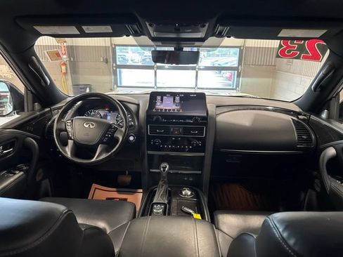 Used 2023 INFINITI QX80 Sensory w/ All-Season Package AWD/4WD image 26
