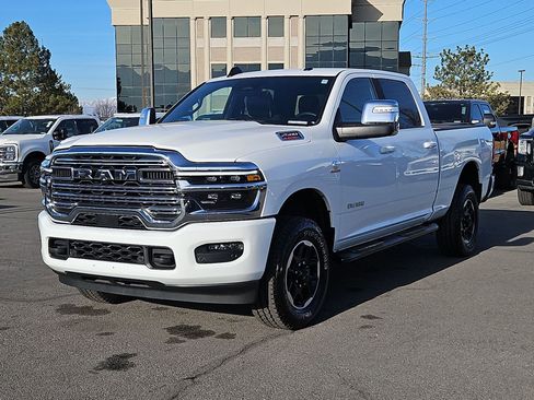 Used 2025 RAM 2500 Laramie image 10