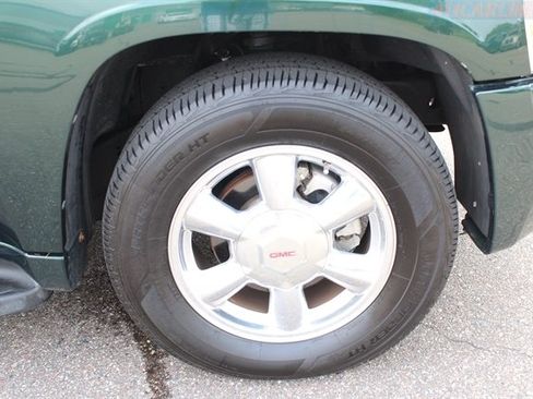 Used 2004 GMC Envoy SLT AWD/4WD image 30