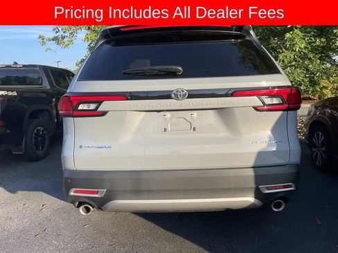 Used 2026 Toyota Grand Highlander AWD Hybrid image 5