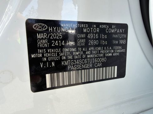 Used 2026 Genesis G70 2.5T Prestige image 33