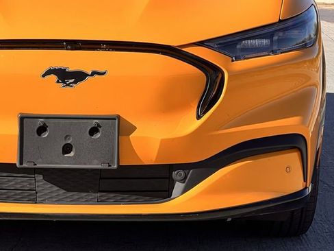 Used 2022 Ford Mustang Mach-E Premium image 10