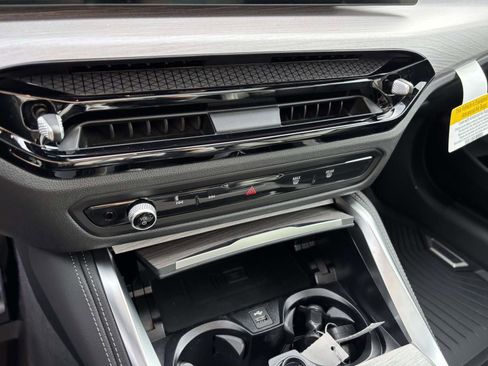 New 2026 BMW 430i xDrive Coupe w/ M Sport Package AWD/4WD image 22