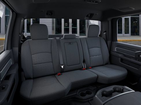 New 2026 RAM 2500 Big Horn AWD/4WD image 15