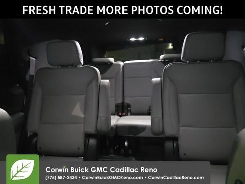 Used 2021 GMC Yukon SLT w/ SLT Premium Package image 15