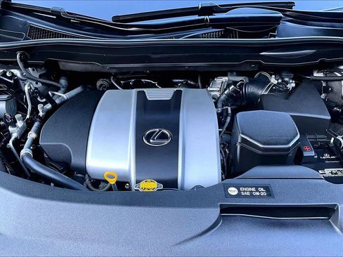 Used 2018 Lexus RX 350L Luxury w/ Accessory Package FWD image 30