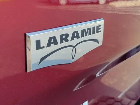 Used 2017 RAM 1500 Laramie w/ Convenience Group AWD/4WD image 34