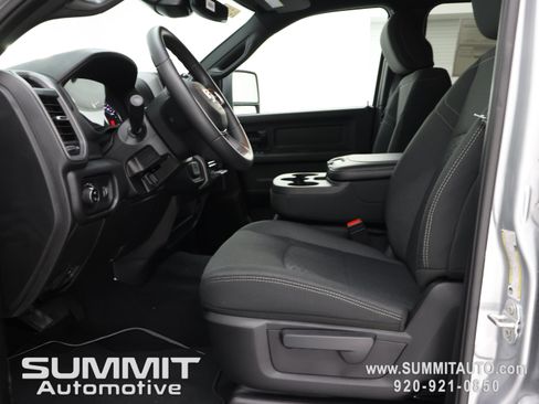 New 2026 RAM 3500 Tradesman AWD/4WD image 8