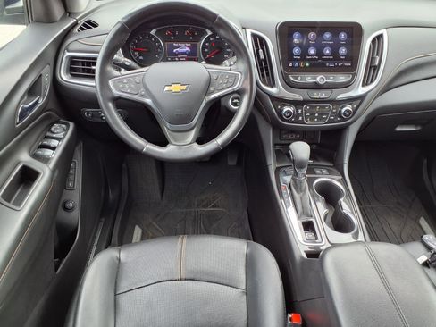 Used 2022 Chevrolet Equinox Premier AWD/4WD image 2