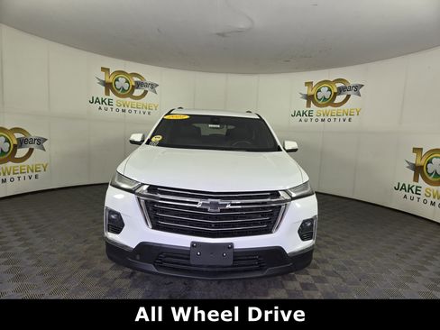 Used 2022 Chevrolet Traverse LT AWD/4WD image 2