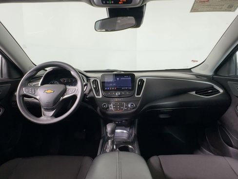 Used 2024 Chevrolet Malibu LT image 14