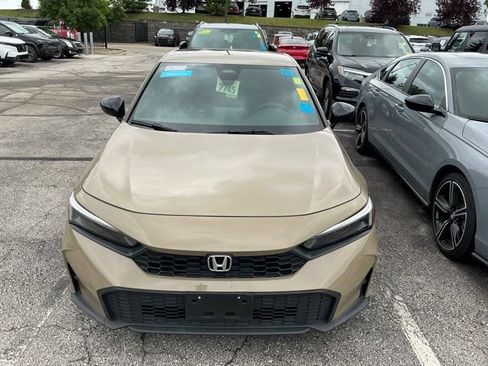 Used 2025 Honda Civic Sport image 2