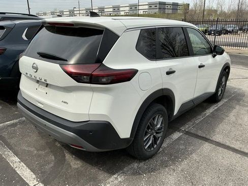 Used 2023 Nissan Rogue S image 5