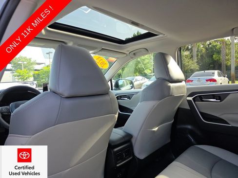 Used 2023 Toyota RAV4 XLE Premium FWD image 23