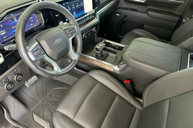 Used 2024 Chevrolet Silverado 1500 RST w/ Rally Edition AWD/4WD image 7