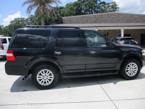 Used 2014 Ford Expedition XLT w/ Leather Seating Package RWD image 25