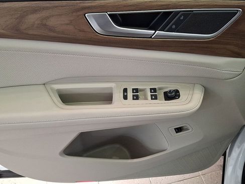 New 2026 Volkswagen Atlas SE image 8